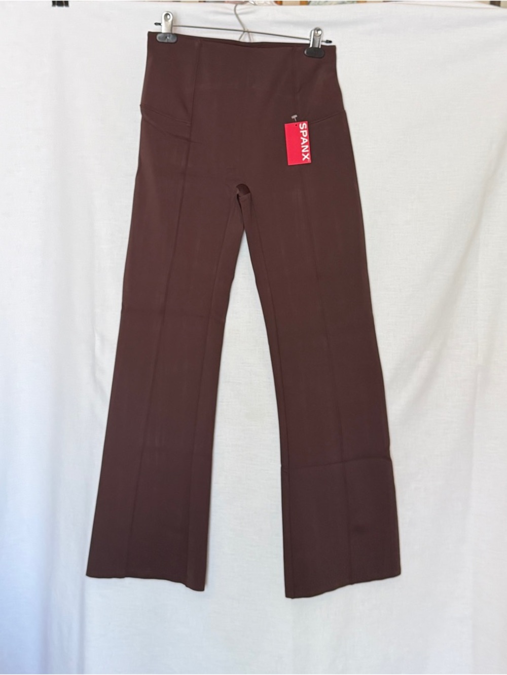 SPANX High-Waist Sculpting Flare Leggings - Truffle Brown MP / fits more like SP